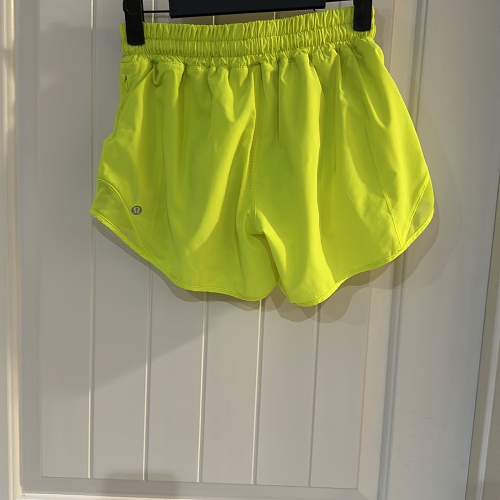 Lululemon short